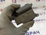 Моторчик заслонки отопителя (печки) Chery IndiS T1007983G