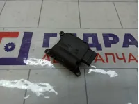 Моторчик заслонки отопителя (печки) Chery IndiS T1007983G