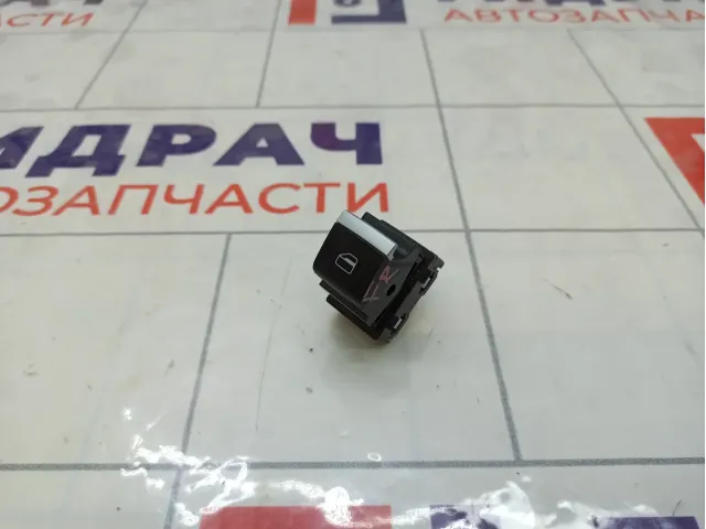 Кнопка стеклоподъемника Chery Tiggo 808000109AA