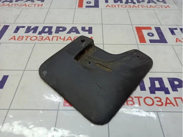 Брызговик передний правый Chery Tiggo