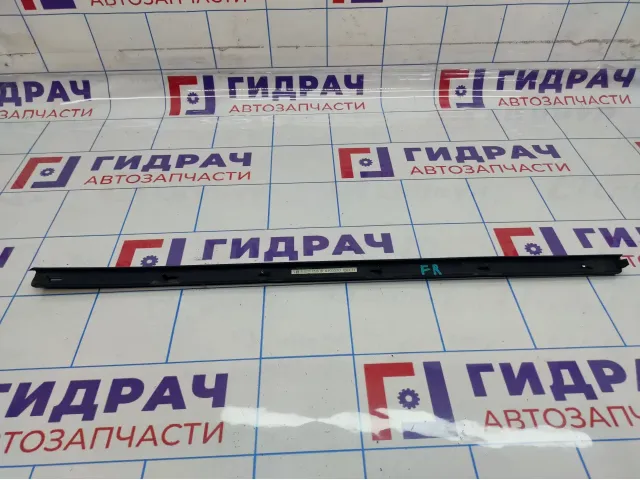 Уплотнитель стекла двери передний правый Chery Tiggo T11