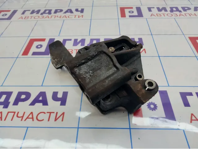 Кронштейн ролика-натяжителя Chery Tiggo T11 26123762
