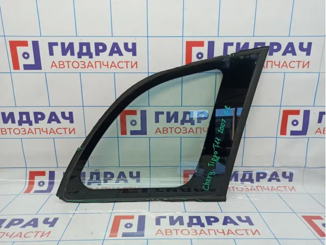 Стекло кузовное глухое правое Chery Tiggo T11 T115202020. Дефект уплотнителя.