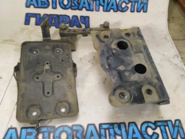 Площадка под аккумулятор Chery indiS