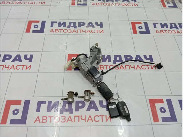 Замок зажигания Chery indiS S183704010
