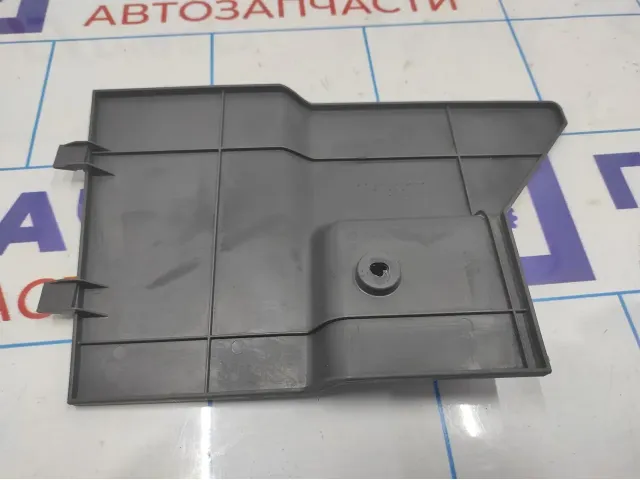 Накладка декоративная консоли левая Chery indiS S185305931.