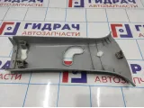 Обшивка стойки центральной правой Chery indiS S18D5402050.