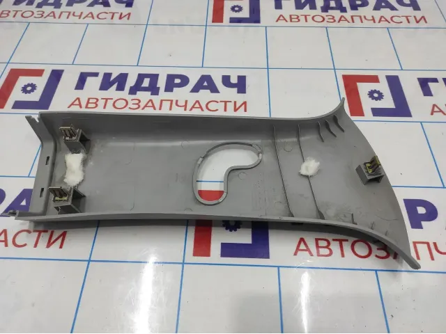 Обшивка стойки центральной правой Chery indiS S18D5402050.