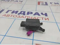 Моторчик заслонки отопителя Chery indiS S188107313.