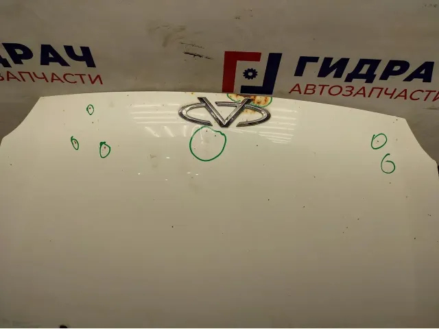 Капот Chery indiS S18D8402010DY. Сколы, коррозия.