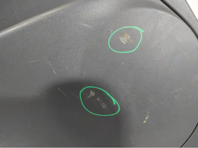 Обшивка двери задней левой Chery indiS S186202030AC. Царапины.