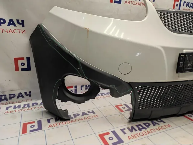 Бампер передний Chery indiS S18D2803501DQ. Дефект.