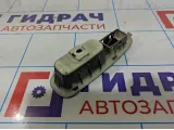 Накладка стеклоподъемника Chery indiS S18C3746070. Задняя левая.
