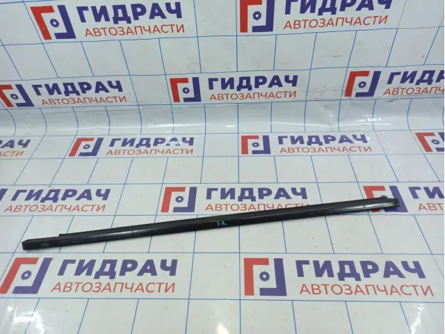 Накладка стекла переднего правого Chevrolet Lacetti (J200) 96801689