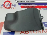 Накладка на центральную консоль передняя левая Chevrolet Aveo 96655255. Потертость.
