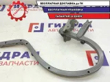 Петля крышки багажника Chevrolet Aveo 96649230.