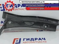 Решетка стеклоочистителя левая Chevrolet Aveo 96648524. Дефект.