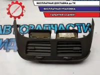 Дефлектор воздушный центральный Chevrolet Cobalt 94778808 Отличное состояние