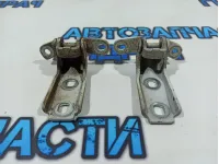 Петли двери передней правой Chevrolet Cruze.