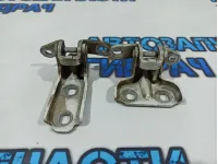 Петли двери задней правой Chevrolet Cruze.