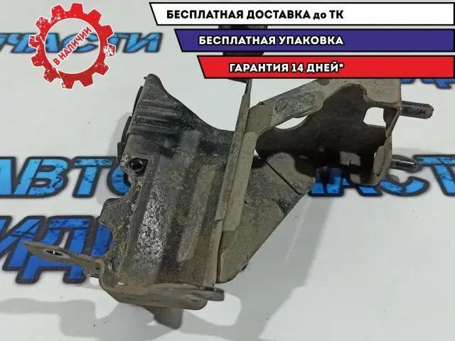 Кронштейн блока ABS Chevrolet Cruze 13264386.