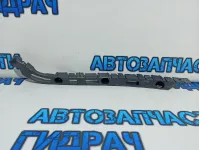 Направляющая заднего бампера правая Chevrolet Cruze 94833089.