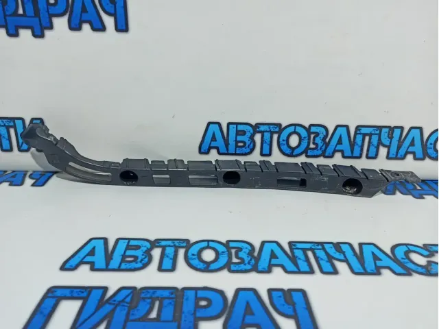 Направляющая заднего бампера правая Chevrolet Cruze 94833089.