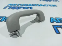 Ручка внутренняя потолочная задняя левая Chevrolet Cruze 95025626.