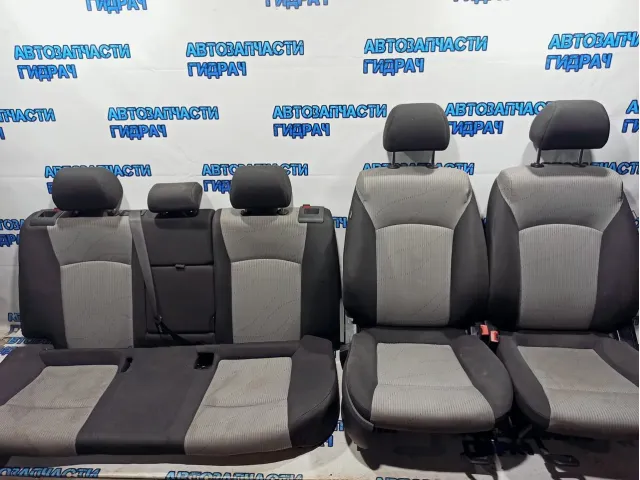 Комплект сидений Chevrolet Cruze.
