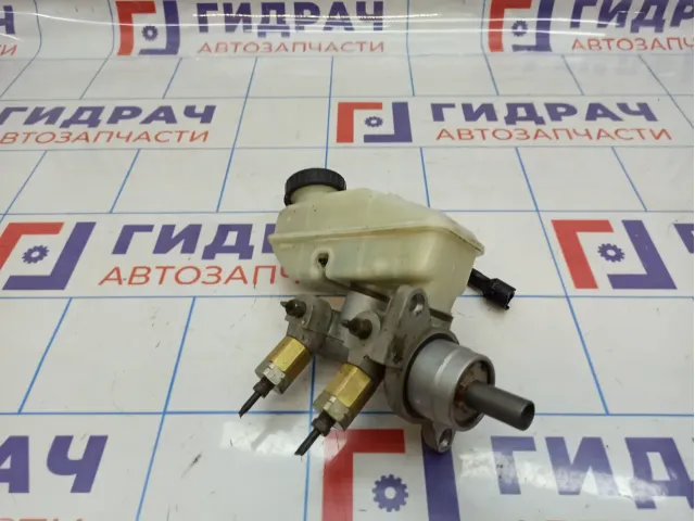Цилиндр тормозной главный Chevrolet Aveo (T250) 93744979