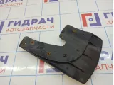 Брызговик передний правый Chevrolet Aveo (T250)