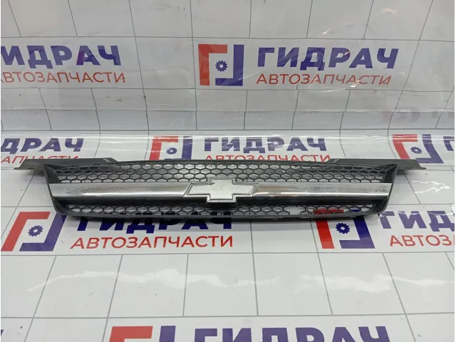 Решетка радиатора Chevrolet Aveo 96618857