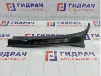 Решетка под лобовое стекло (Жабо) левая Chevrolet Aveo 96543059
