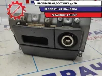 Подстаканник Chevrolet Aveo T250 96655146. С сборе.