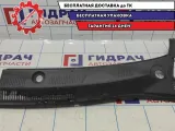 Решетка стеклоочистителя левая Chevrolet Aveo T250 96648524.