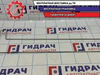 Торсион багажника Chevrolet Aveo T250 96800128. Комплект.