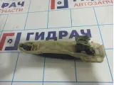 Кронштейн ручки передняя правая Chevrolet Aveo Т250 96468251.