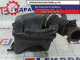 Корпус воздушного фильтра Chevrolet Aveo Т250 96808164. Сломано крепление.