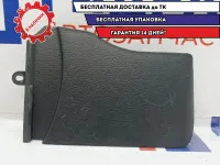 Накладка на центральную консоль правая Chevrolet Aveo 96655266. Царапины.