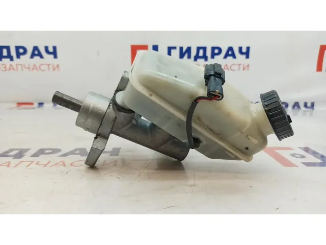 Цилиндр тормозной главный Chevrolet Aveo 93742806. В сборе.
