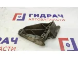 Кронштейн генератора нижний Chevrolet Aveo 96352142.
