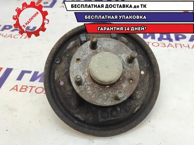 Щит опорный задний правый Chevrolet Aveo 96534697. Со ступицей.