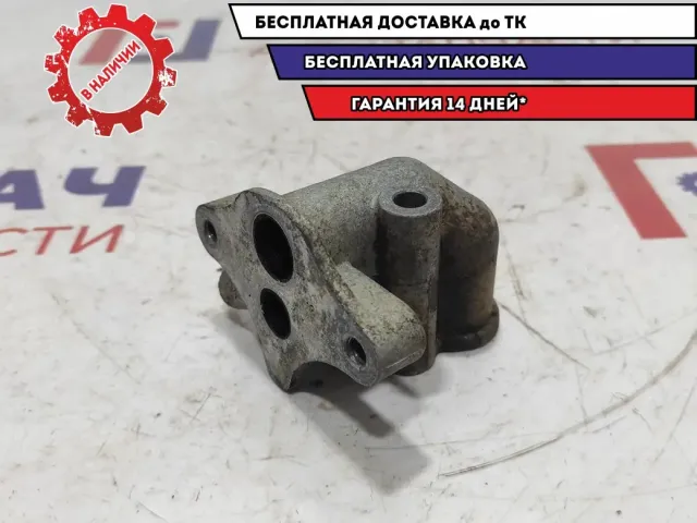 Фланец вентиляции картерных газов Chevrolet Aveo 96481528.