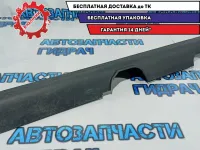 Накладка порога внутренняя правая Chevrolet Aveo T250 96405893. Царапины.