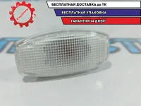 Повторитель на крыло белый Chevrolet Aveo T250 96337460.