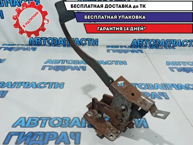 Педаль сцепления Chevrolet Aveo T250 96652621.