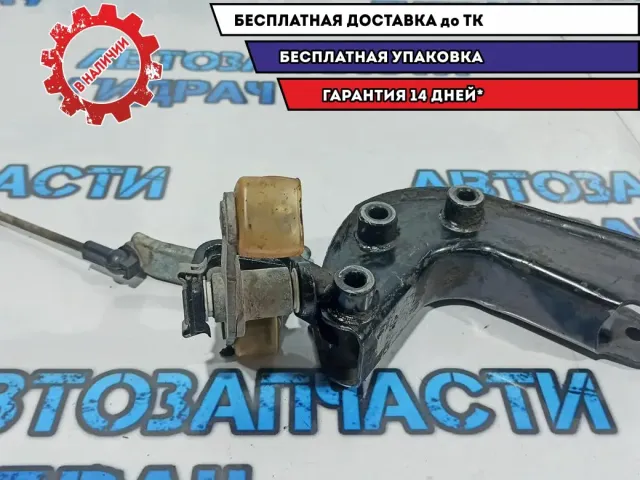 Механизм выбора передач Chevrolet Aveo T250 96873725. С кронштейном опорф КПП 96535391.