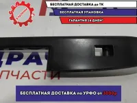 Накладка блока управления стеклоподъемниками правая Chevrolet Aveo (T300) 95938892.