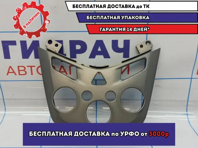 Накладка декоративная Chevrolet Aveo (T300) . Потертость.