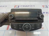 Магнитола Chevrolet Aveo (T300) 95270962. Потертость.